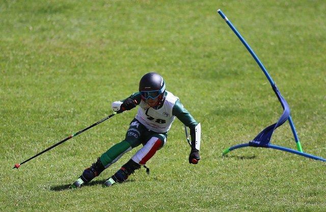 روز دوم رقابت های اسکی چمن جوانان جهان، نماینده ایران به مدال نرسید