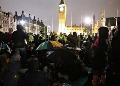 بازداشت 5 نفر و زخمی شدن 8 پلیس در اعتراضات علیه قرنطینه در لندن