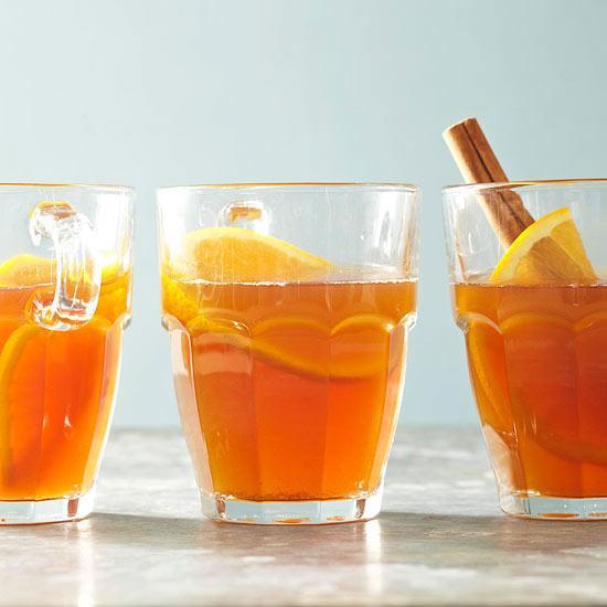 چای داغ پرتقال یک نوشیدنی دلچسب