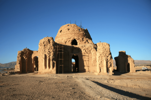 کاخ ساسانی سروستان ، استان فارس Sarvestan Sasanian Palace